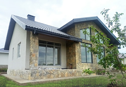 Плитняк златолит Уральский  для фасада купить в Дубне