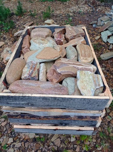 Златолит жёлтый, жёлто-зелёный глыбки и валуны для ланшафтного дизайна купить в Дубне