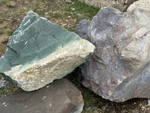 Камни для ландшафтного дизайна зелёные 10-60 килограмм купить в Дубне