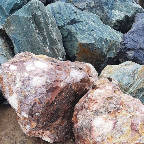 Ландшафтные глыбы красно-фиолетовые 200-1000 килограмм купить в Дубне