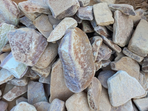 Златолит жёлтый, жёлто-зелёный глыбки и валуны для ланшафтного дизайна купить в Дубне