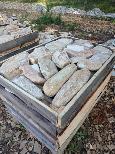 Златолит жёлтый, жёлто-зелёный глыбки и валуны для ланшафтного дизайна купить в Дубне