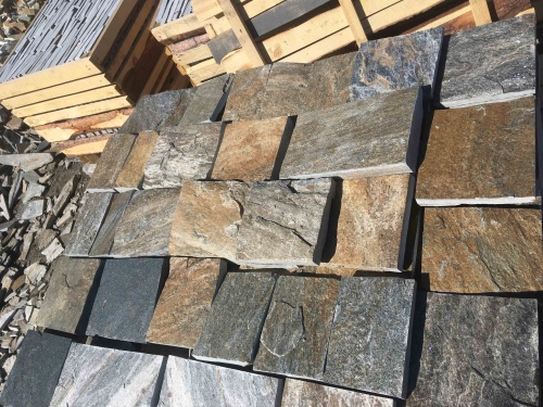 Плитка пилёная златолит Уральский для цоколя, отмостки купить в Дубне