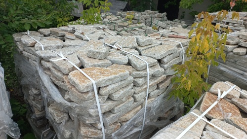 Гранитный плитняк галтованный для парковки купить в Дубне