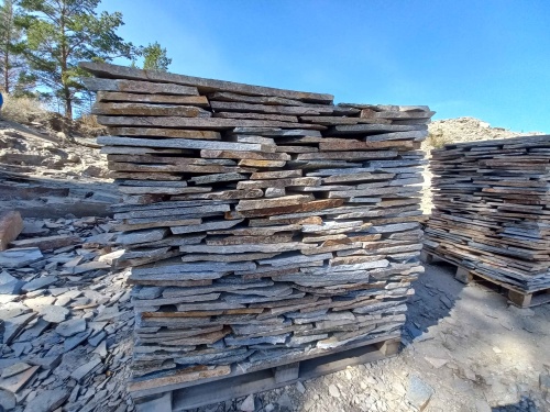 Плитняк златолит серебристый для фасада купить в Дубне