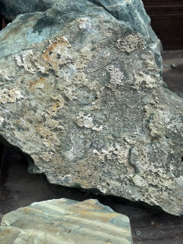 Ландшафтные глыбы зелёные 200-500 килограмм купить в Дубне