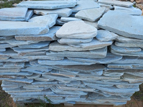 Плитняк златолит зелёный галтованный для цоколя купить в Дубне